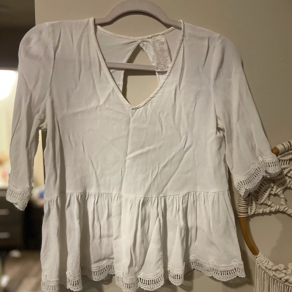 White boutique blouse